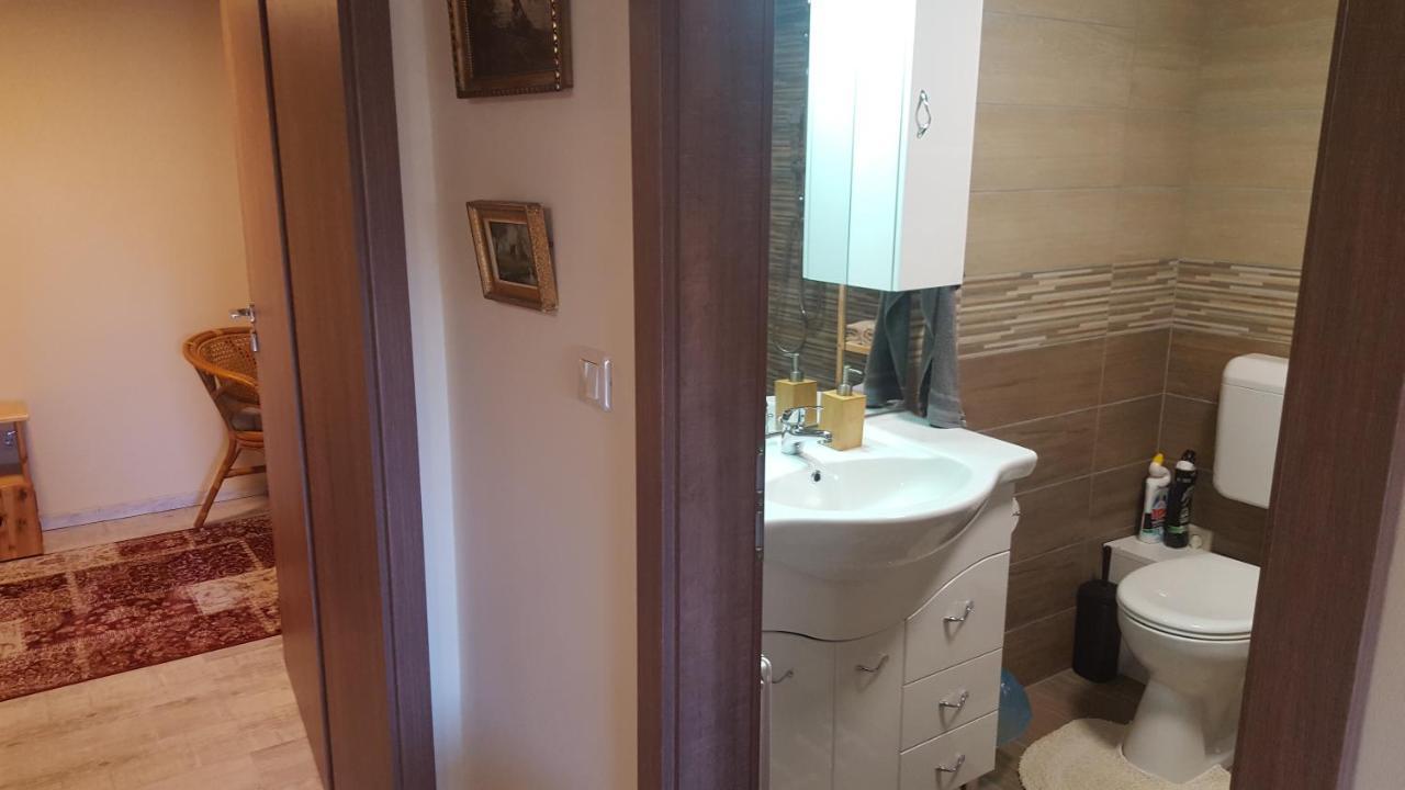 Gyoengyvirag Apartman Keszthely Exterior foto